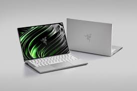 Razer ra mắt Ultrabook đầu tiên: Intel Core i5/i7 thế hệ 11, màn hình 16:10, giá từ 27.8 triệu đồng