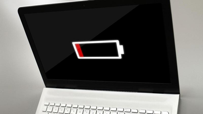 Điểm danh 10 chiếc laptop "pin trâu'' nhất hiện nay