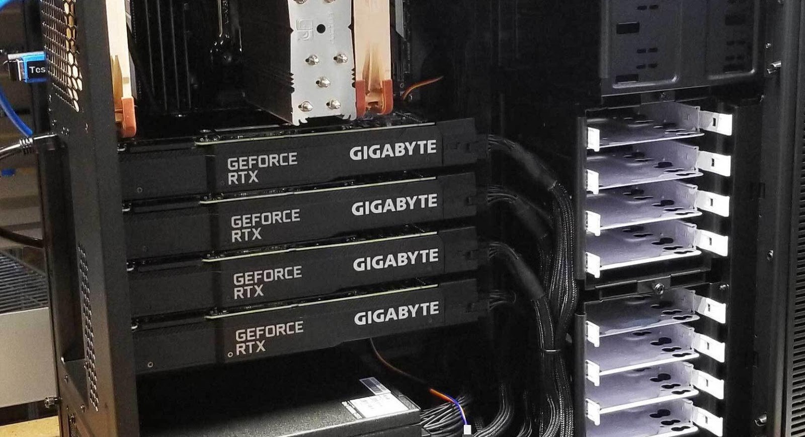 Xuất hiện bộ PC chạy 4 card NVIDIA RTX 3090 mạnh khủng khiếp, ngốn đến… 1717 W điện