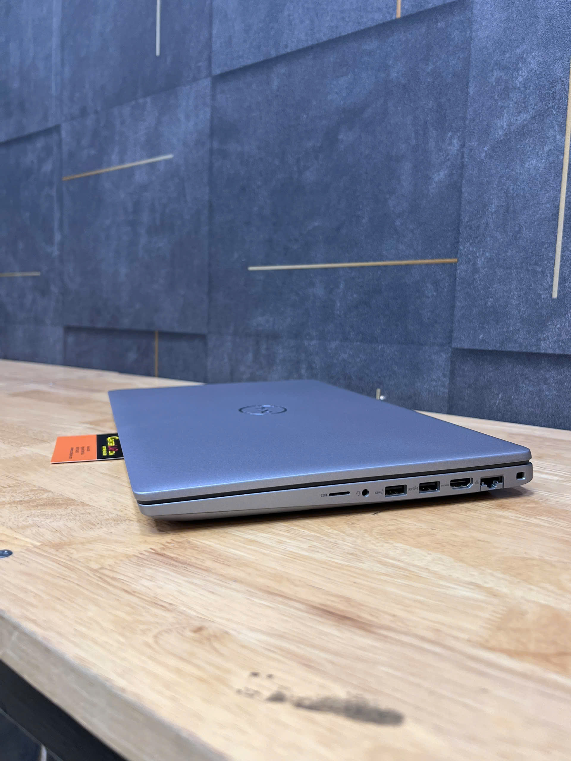 Dell Latitude 5540 Core I7 1370P (14 nhân, 20 luồng,  5.20GHz, 24MB Cache) Ram 16GB SSD 512GB VGA MX550 2GB GDDR6 15.6inch FHD  (1920×1080)  - Máy mới 99%  - ảnh 5