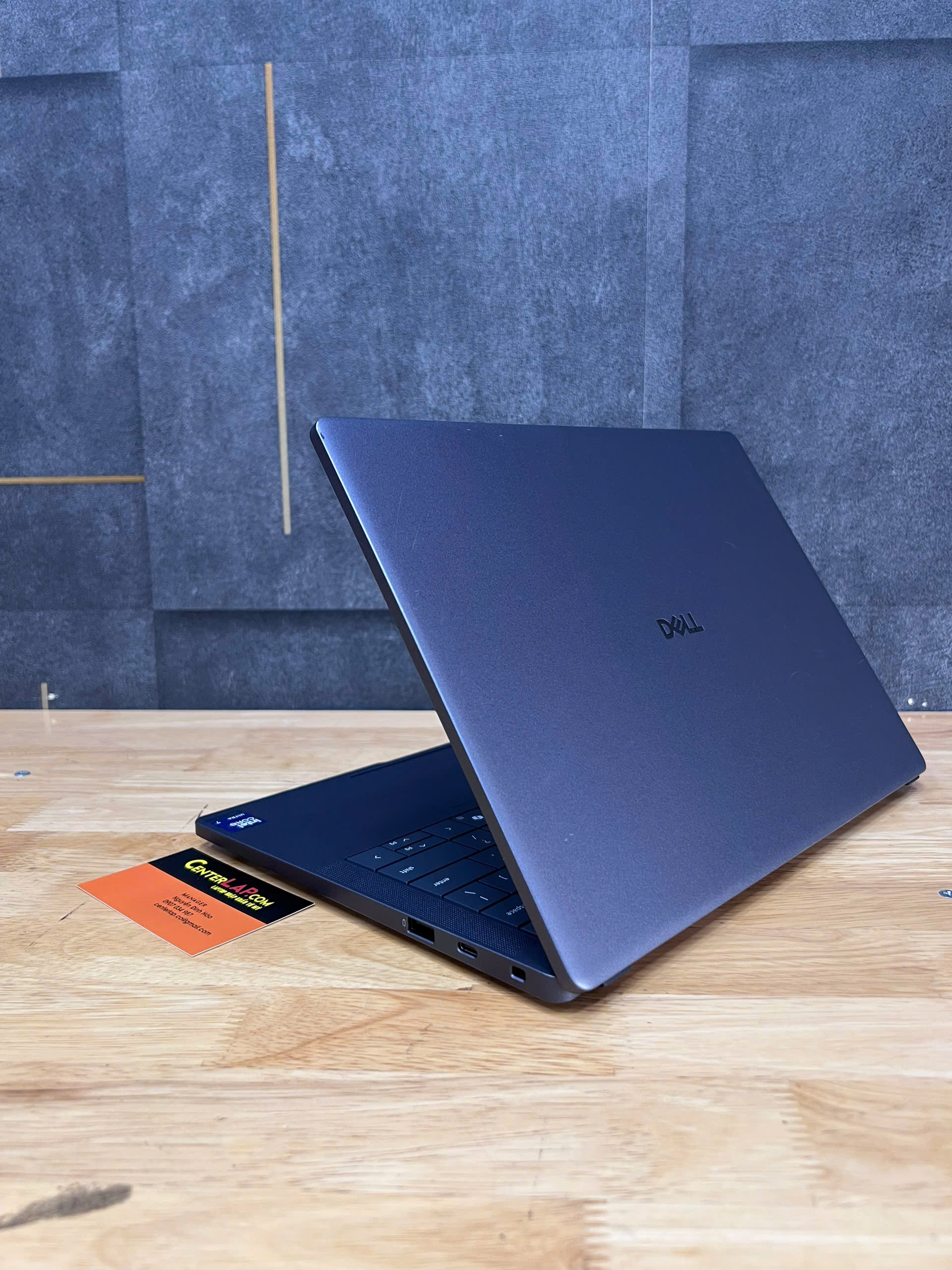 Dell Pro 13 Premium PA13250 ULTRA 7 268V RAM 32GB SSD 512GB QHD+ TOUCH- Máy mới 99%