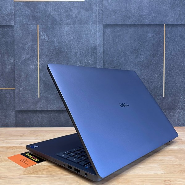 Dell Pro Max 16 MC16250 Core Ultra 7 265H RAM 64GB SSD 2TB NVIDIA RTX PRO 2000 Blackwell 8GB GDDR7, 16 inch FHD+(1920*1200)- Máy Like New
