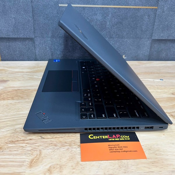 Lenovo Thinkpad P14s Gen 2 core i7 1165G7 Ram 16GB, SSD 512GB Nvidia Quadro T500 14" IPS FHD ( 1920 x 1080 ) - Máy Mới 99%