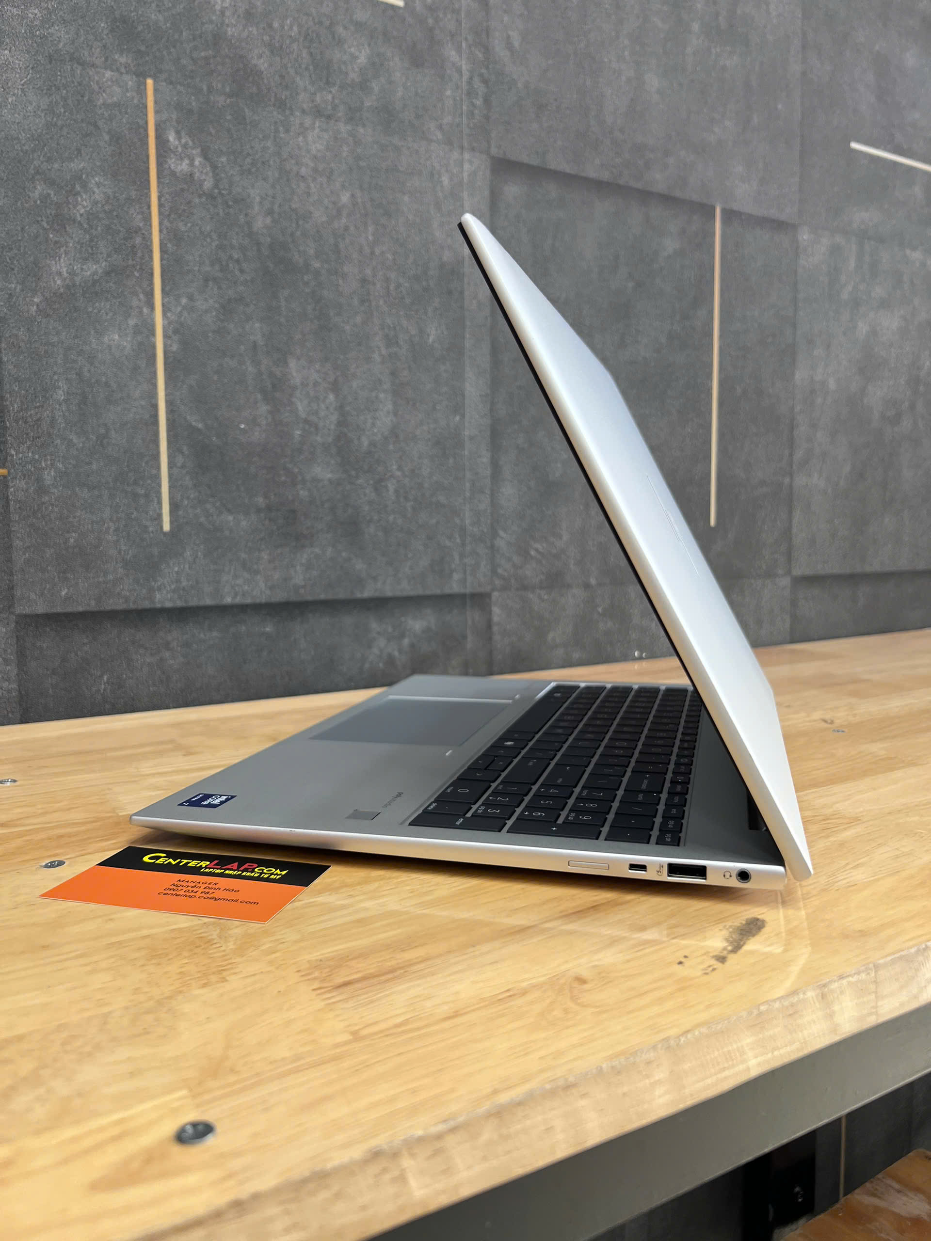HP EliteBook 860 G11 Core Ultra 7 155U RAM 32GB SSD 1TB 16inch FHD- Máy mới 99% - ảnh 5